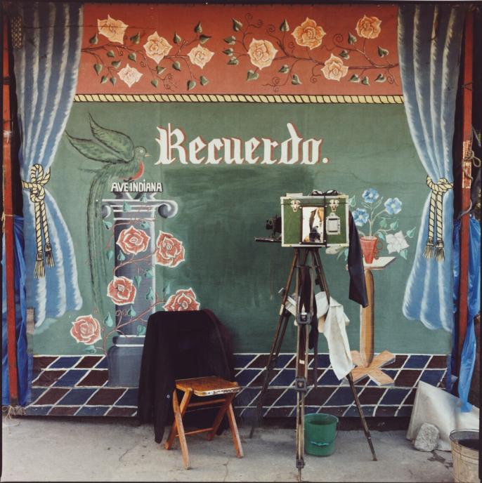 Rafael Goldchain, Itinerant Photographer's Studio (Recuerdo)