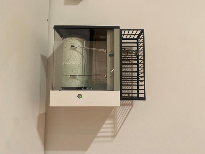 A hygrothermograph installed at the AGO