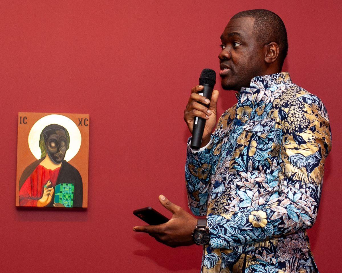 Moridja Kitenge Banza at the opening of Et la lumière fut: And there was light