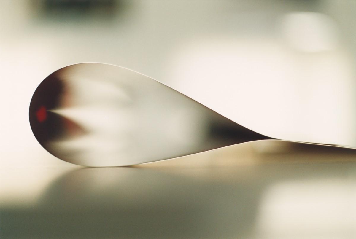 Wolfgang Tillmans, paper drop (star)