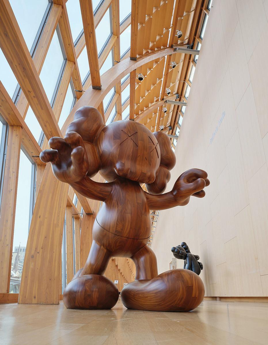 In conversation with KAWS | Foyer