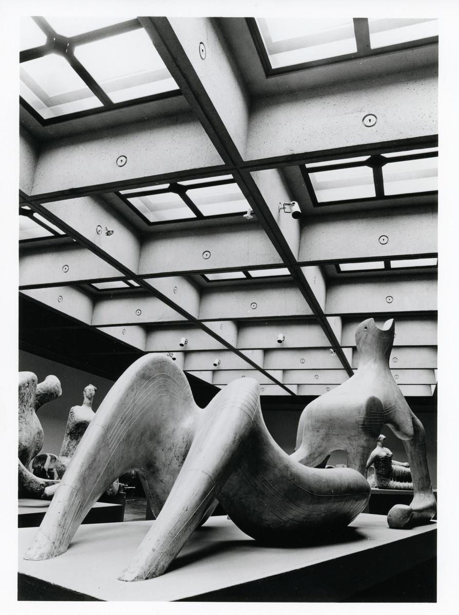 Henry Moore Sculpture Centre, 1974.