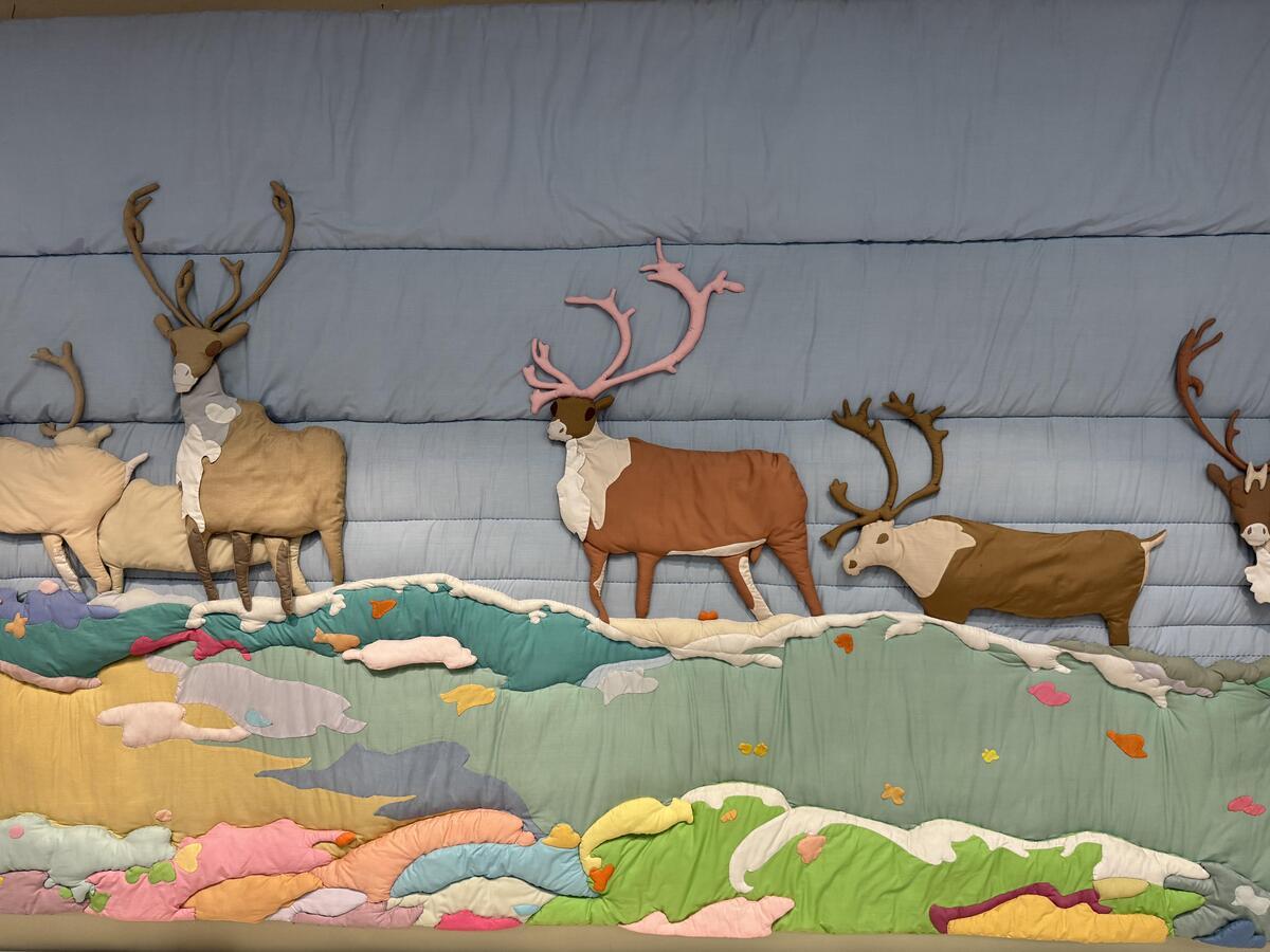 Deinstallation of Joyce Wieland, Barren Ground Caribou, 1977-1978, at Spadina Subway Station