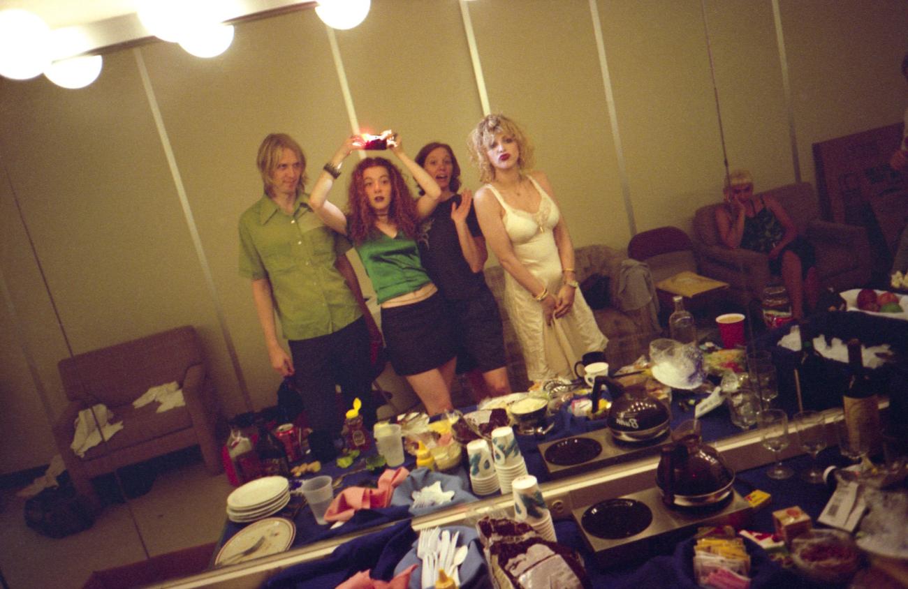 Melissa Auf der Maur, Self-portrait in mirror with Hole, Lollapalooza backstage, USA, 1995,